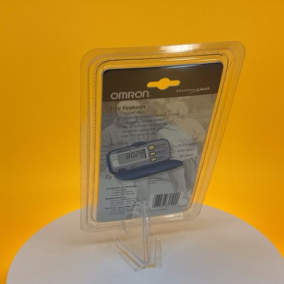 Copied - Omron Pedometer - Track Steps Without a Smartphone! - Picture 14 of 16